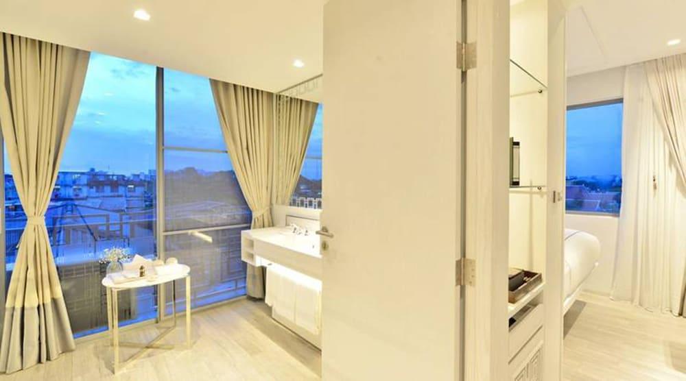 Riva Arun Khách sạn Bangkok